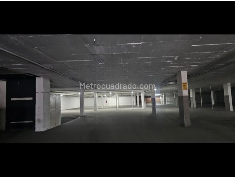 Bodega en Arriendo, ZONA INDUSTRIAL MONTEVIDEO, Bogotá D.C. - Mehr