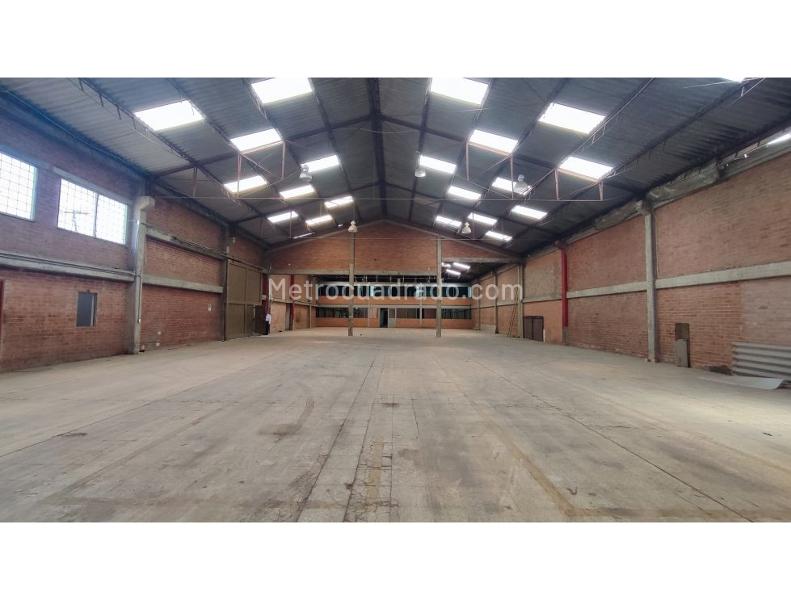 Bodega en Arriendo, ZONA INDUSTRIAL MONTEVIDEO, Bogotá D.C. - Widok 4