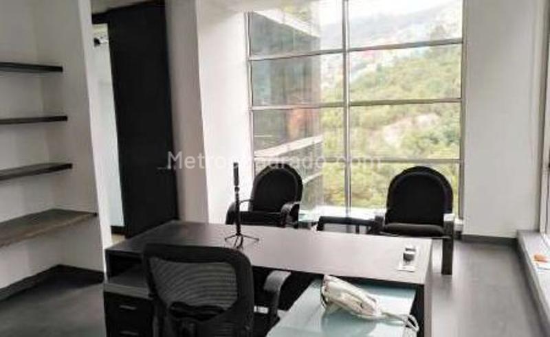 Oficina en Arriendo, SAN CRISTOBAL NORTE, Bogotá D.C. - Más