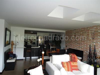 Apartamento de 3 alcobas en venta en Santa Barbara San Patricio, Bogotá, 168 m² · foto 4 de 9