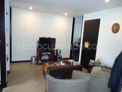 Apartamento de 3 alcobas en venta en Santa Barbara San Patricio, Bogotá, 168 m² · foto 8 de 9