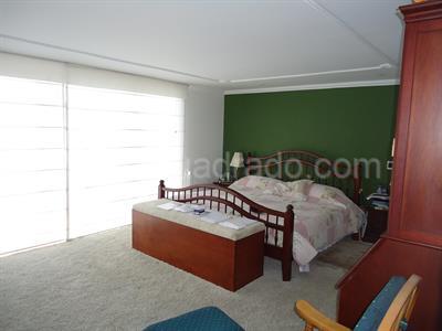Casa de 4 alcobas en venta en San Jose De Bavaria, Bogotá, 899 m² · foto 4 de 6