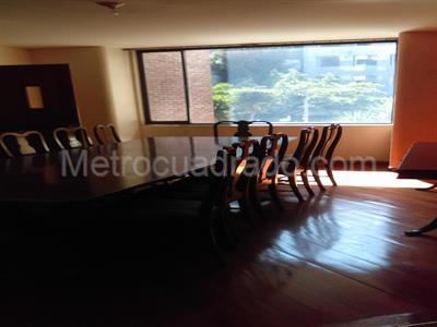 Apartamento de 3 alcobas en venta en Chico, Bogotá, 160 m² · foto 6 de 15