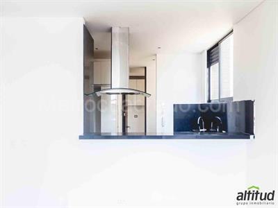 Apartamento de 3 alcobas en venta en Altos De Cabrera, Bogotá, 155 m² · foto 3 de 20
