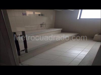 Apartamento de 3 alcobas en venta en Altos De Cabrera, Bogotá, 155 m² · foto 18 de 20
