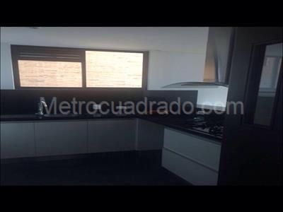 Apartamento de 3 alcobas en venta en Altos De Cabrera, Bogotá, 155 m² · foto 5 de 20