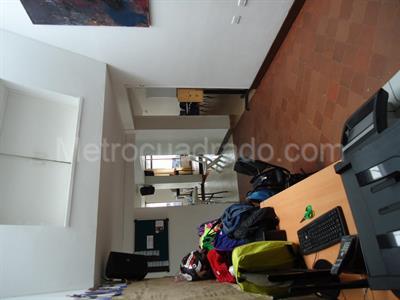 Casa de 4 alcobas en venta en Nueva Autopista Norte, Bogotá, 708 m² · foto 11 de 17