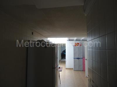 Casa de 4 alcobas en venta en Nueva Autopista Norte, Bogotá, 708 m² · foto 15 de 17