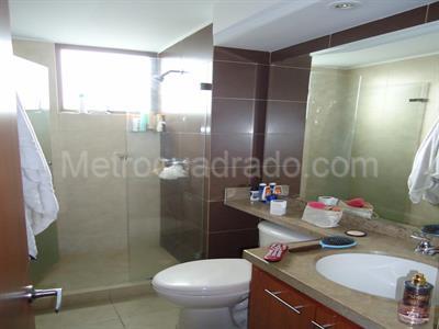 Apartamento de 3 alcobas en venta en Cerros De Suba, Bogotá, 107 m² · foto 10 de 11