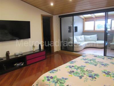 Apartamento de 3 alcobas en venta en Chico, Bogotá, 201 m² · foto 15 de 20