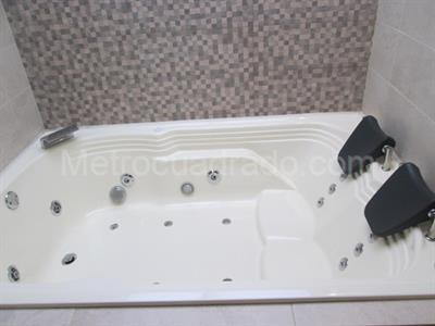 Apartamento de 3 alcobas en venta en Chico, Bogotá, 201 m² · foto 20 de 20