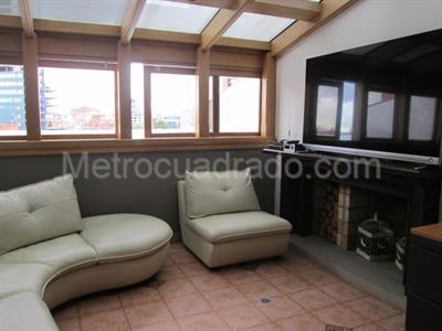 Apartamento de 3 alcobas en venta en Chico, Bogotá, 201 m² · foto 18 de 20