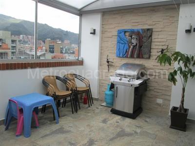 Apartamento de 3 alcobas en venta en Chico, Bogotá, 201 m² · foto 8 de 20