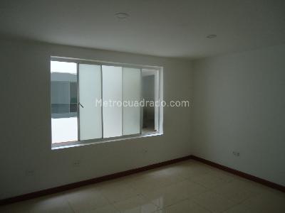 Casa en venta en Ciudad Jardin Norte, Bogotá · foto 9 de 19