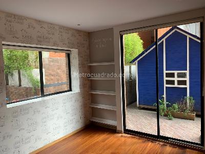 Apartamento de 3 alcobas en venta en El Virrey, Bogotá, 300 m² · foto 9 de 20