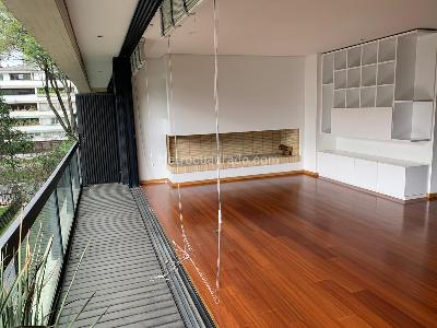 Apartamento de 3 alcobas en venta en El Virrey, Bogotá, 300 m² · foto 2 de 20