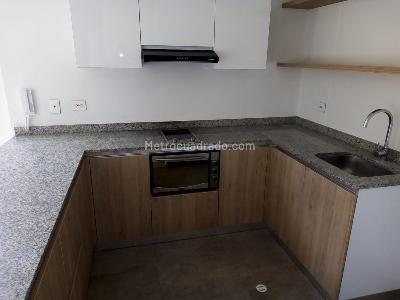 Apartaestudio en venta en Chapinero, Bogotá, 42 m² · foto 3 de 8