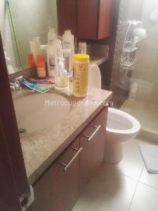 Apartamento de 3 alcobas en venta en Cerros De Suba, Bogotá, 90 m² · foto 8 de 18