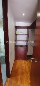 Apartamento en venta en Chico Navarra, Bogotá · foto 7 de 16