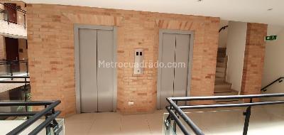 Apartamento en venta en Chico Navarra, Bogotá · foto 11 de 16