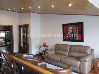 Apartamento de 3 alcobas en venta en Chico Norte, Bogotá, 201 m² · foto 6 de 20