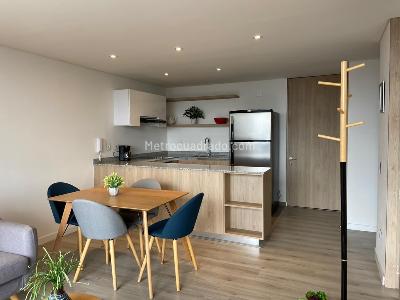 Apartaestudio en venta en Chapinero, Bogotá, 42 m² · foto 3 de 15