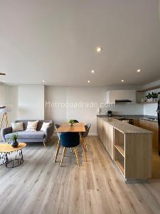 Apartaestudio en venta en Chapinero, Bogotá, 42 m² · foto 2 de 15