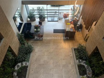 Apartamento de 3 alcobas en venta en Chico Navarra, Bogotá, 150 m² · foto 16 de 20