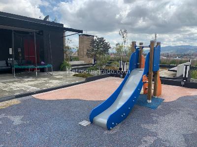 Apartamento de 3 alcobas en venta en Chico Navarra, Bogotá, 150 m² · foto 20 de 20