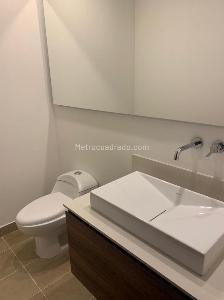Apartamento de 3 alcobas en venta en Chico Navarra, Bogotá, 150 m² · foto 11 de 20
