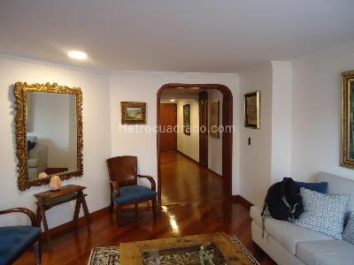 Apartamento de 3 alcobas en venta en Santa Bibiana, Bogotá, 162 m² · foto 4 de 20