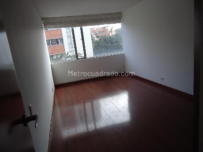 Apartamento de 3 alcobas en venta en Altos De Chico, Bogotá, 155 m² · foto 6 de 16