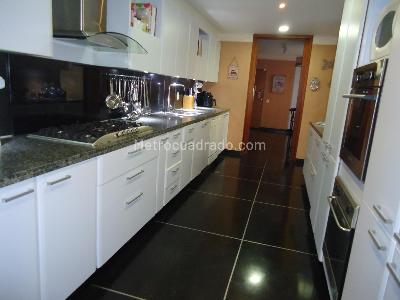 Apartamento de 3 alcobas en venta en Cerros De Santa Barbara, Bogotá, 290 m² · foto 16 de 20