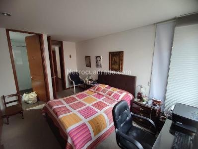Apartamento en venta en Santa Barbara, Bogotá · foto 9 de 11