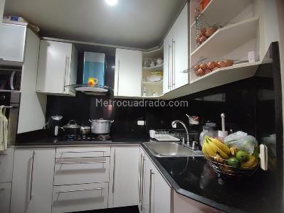 Apartamento en venta en Santa Barbara, Bogotá · foto 5 de 11