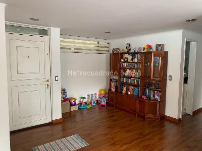 Apartamento en venta en Santa Bárbara, Bogotá · foto 9 de 12