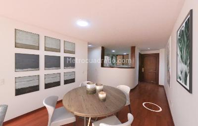 Apartamento en venta en Chico San Patricio, Bogotá · foto 2 de 15