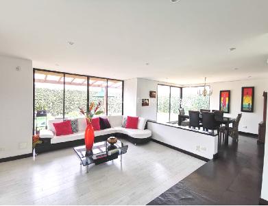 Casa de 3 alcobas en venta en El Canelon, Chía, 194 m² · foto 5 de 20