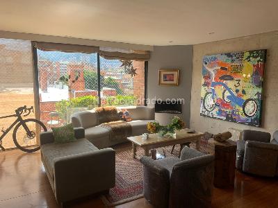 Apartamento de 4 alcobas en venta en Chico, Bogotá, 213 m² · foto 4 de 19