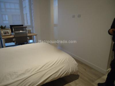 Apartamento de 1 alcoba en venta en Chico Norte, Bogotá, 73 m² · foto 3 de 9