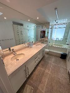 Apartamento de 3 alcobas en venta en Chicó Norte, Bogotá, 330 m² · foto 20 de 20