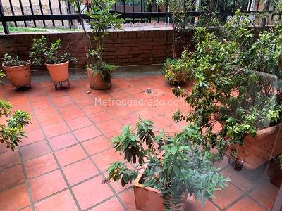 Apartamento en venta en Los Rosales, Bogotá · foto 3 de 20