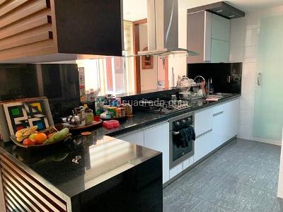 Apartamento en venta en Chicó Navarra, Bogotá · foto 7 de 13