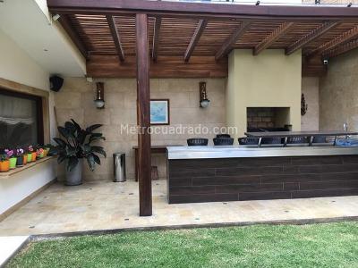 Casa de 3 alcobas en venta en La Calleja, Bogotá, 492 m² · foto 3 de 20