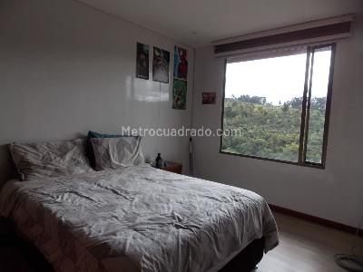 Apartamento de 3 alcobas en venta en Cerros De Suba, Bogotá, 147 m² · foto 10 de 17