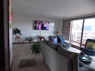 Apartamento de 3 alcobas en venta en Cerros De Suba, Bogotá, 147 m² · foto 2 de 17