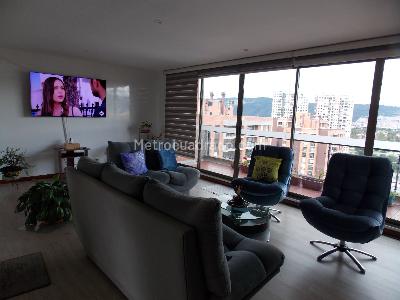 Apartamento de 3 alcobas en venta en Cerros De Suba, Bogotá, 147 m² · foto 3 de 17