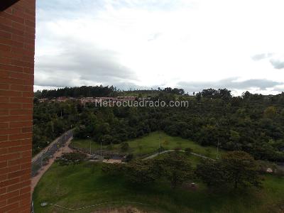 Apartamento de 3 alcobas en venta en Cerros De Suba, Bogotá, 147 m² · foto 6 de 17