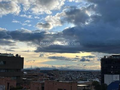 Apartamento de 3 alcobas en venta en Rosales Bellavista, Bogotá, 172 m² · foto 3 de 20