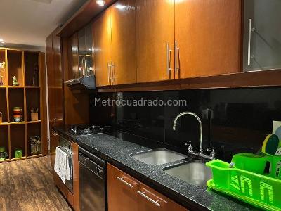 Apartamento de 3 alcobas en venta en Rosales Bellavista, Bogotá, 172 m² · foto 10 de 20